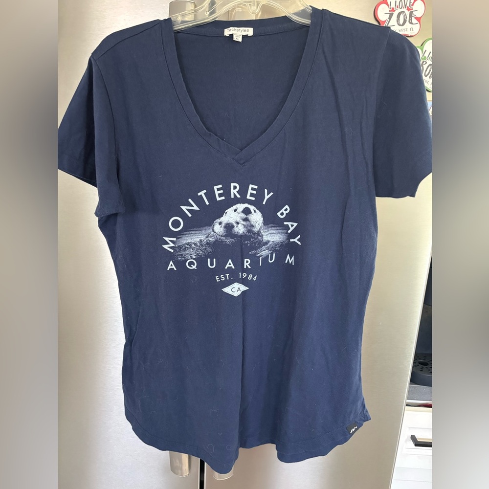 🌈 5 for $10-Monterey Bay Aquarium tee, XL